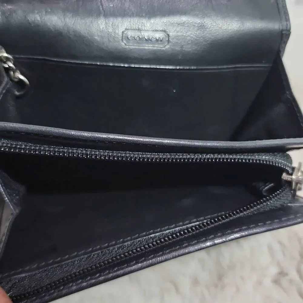 Vintage Coach Leatherware wallet with embossed 